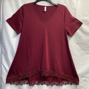 Fashion Collection Short Sleeve Lace Trim Tunic Blouse Women Small Red V-Neck